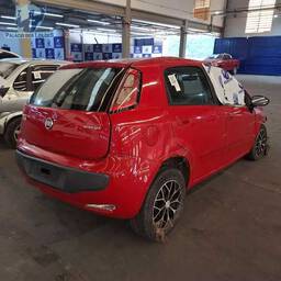 Fiat Fiat Punto 2013 1.4 Attractive Flex 5p 2013