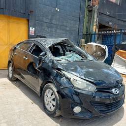 Hyundai HB20S 2014 1.0 Comfort Plus Flex 4p