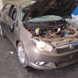 SUCATAFiat Grand Siena 2015 1.4 Attractive Flex 4p  PARA RETIRADA DE PEÇAS
