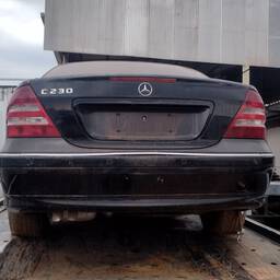 Mercedes-Benz Classe C 2006 2.5 Avantgarde 4p