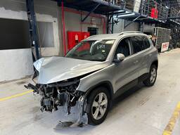 Volkswagen Volkswagen Tiguan 2011 2.0 Fsi 5p 2011