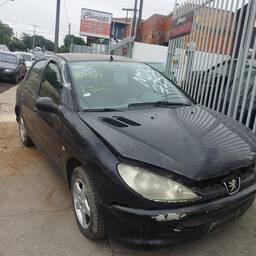 Peugeot 206 2004 1.6 16v Presence 5p