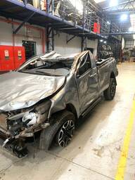 SUCATA Toyota Hilux 2021 2.8 Tdi Std Cab. Simples 4x4 2p 177 hp