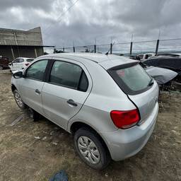 Volkswagen Volkswagen Gol 2016 1.0 Special Total Flex 5p - Branco/Preto/Vermelho/Cinza 2016