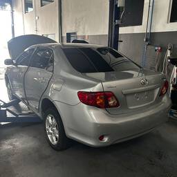 Toyota Toyota Corolla 2011 1.8 16v Gli Flex Aut. 4p 2011