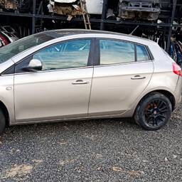 Fiat Fiat Bravo 2012 1.8 16v Essence Flex Dualogic 5p 2012