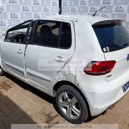 Volkswagen Volkswagen Fox 2015 1.6 16v Msi Highline Total Flex I-motion 5p 2015