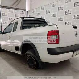 VOLKSWAGEN SAVEIRO 2014 1.6 TREND CAB. ESTENDIDA TOTAL FLEX 2P