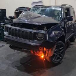 Jeep Jeep Renegade 2021 1.8 Limited Flex Aut. 5p 6 marchas 2021