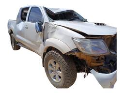 TOYOTA HILUX SW4 2012 3.0 SRV 7L 4X4 AUT. 5P - BRANCO/PRETO/VERMELHO/CINZA