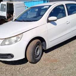 Volkswagen Volkswagen Voyage 2013 1.0 Vht Total Flex 4p 2013