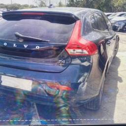 Volvo Volvo V40 2018 2.0 T4 Kinetic Drive-e 5p 2018