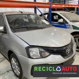 Toyota Etios Sedán 2020 1.5 16v X Aut. 4p