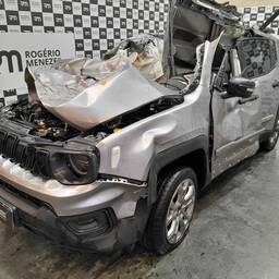 Jeep Jeep Renegade 2023 1.3 Sport Turbo Flex Aut. (T270) 5P 2023