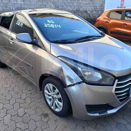 Hyundai Hyundai HB20S 2016 1.0 Comfort Plus Flex 4p 2016