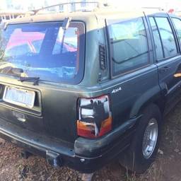Jeep Grand Cherokee 1998 4.0 Laredo 5p
